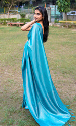 Load image into Gallery viewer, Krishna (Premium Quality Kanjivaram Silk Saree)