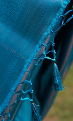 Load image into Gallery viewer, Krishna (Premium Quality Kanjivaram Silk Saree)