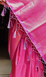 Load image into Gallery viewer, Nithila (Premium Quality Kanjivaram Silk Saree)