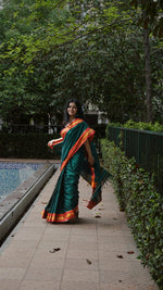 Load image into Gallery viewer, Janaki - జానకి (Premium Narayanpet Handloom Pure Cotton)