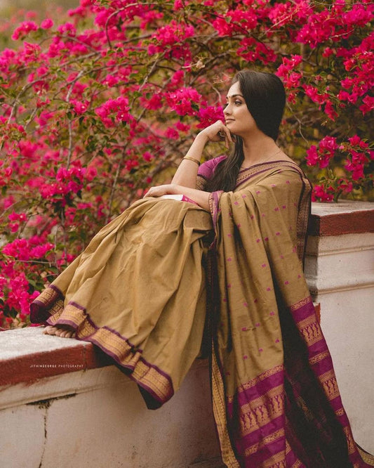 Ridhi - ரிதி (Gadwal Silk Cotton)
