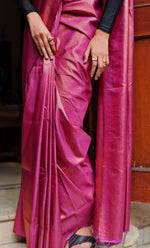 Load image into Gallery viewer, Nithila (Premium Quality Kanjivaram Silk Saree)