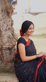 Load image into Gallery viewer, Black and Red Hearts