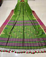 Load image into Gallery viewer, Parrot Green Cotton