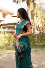 Load image into Gallery viewer, Shiny Maroon (Khadi Handloom Pure Cotton)