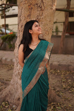 Load image into Gallery viewer, Shiny Maroon (Khadi Handloom Pure Cotton)