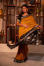 Load image into Gallery viewer, Manjal - மஞ்சல் (Premium Handloom Gadwal Silk Cotton)