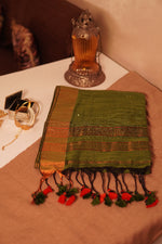 Load image into Gallery viewer, Shiny Maroon (Khadi Handloom Pure Cotton)