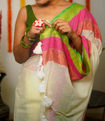 Load image into Gallery viewer, Mridula - മൃദുല (Premium 120 Count Kerala Onam Mul Cotton)