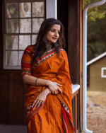 Load image into Gallery viewer, Shrothasvini - ஷ்ரோதஸ்வினி (Narayanpet Handloom Pure Cotton)