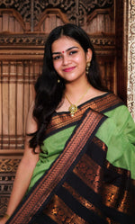 Load image into Gallery viewer, ARINITHI - अरिनिथि (Premium Handloom Gadwal Silk Cotton)