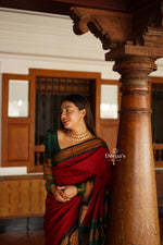 Load image into Gallery viewer, Shyama - श्यामा (Premium Handloom Gadwal Silk Cotton)