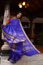 Load image into Gallery viewer, Mandraati - मंदराती (Premium Handloom Gadwal Silk Cotton)