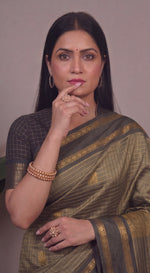 Load image into Gallery viewer, Chitrambari - ಚಿತ್ರಾಂಬರಿ (Premium Handloom Gadwal Silk Cotton)