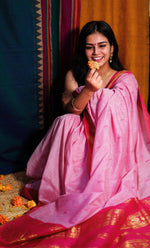 Load image into Gallery viewer, NALINI - नलिनी (Premium Handloom Gadwal Silk Cotton)