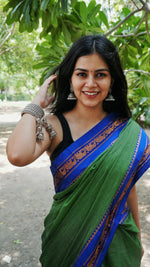 Load image into Gallery viewer, Gayathri - गायत्री (Premium Narayanpet Handloom Pure Cotton)