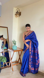 Load image into Gallery viewer, Thaswika - थस्विका (Premium Handloom Gadwal Silk Cotton)