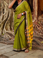 Load image into Gallery viewer, Subhitha - సుభితా (Premium Narayanpet Handloom Pure Cotton)