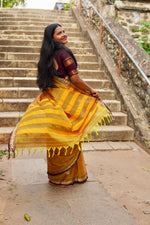 Load image into Gallery viewer, Subhitha - సుభితా (Premium Narayanpet Handloom Pure Cotton)