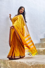 Load image into Gallery viewer, Subhitha - సుభితా (Premium Narayanpet Handloom Pure Cotton)