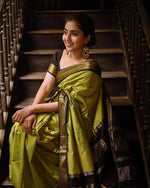 Load image into Gallery viewer, Vihana - விஹானா (Premium Handloom Gadwal Silk Cotton)