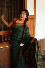 Load image into Gallery viewer, Kirthiksha - कीर्तिक्षा (Premium Handloom Gadwal Silk Cotton)