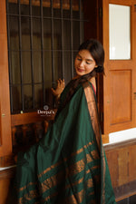 Load image into Gallery viewer, Kirthiksha - कीर्तिक्षा (Premium Handloom Gadwal Silk Cotton)