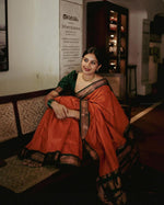 Load image into Gallery viewer, Thikshitha -  தீக்ஷிதா (Premium Handloom Gadwal Silk Cotton)