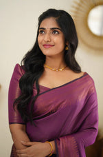 Load image into Gallery viewer, Queen Mystique (Premium Quality Silk)