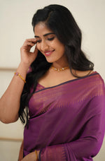 Load image into Gallery viewer, Queen Mystique (Premium Quality Silk)