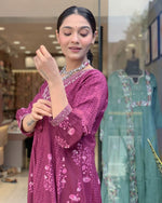 Load image into Gallery viewer, Vahni ~ Kurti Suit Set