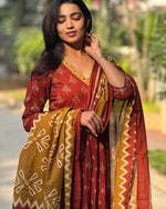 Load image into Gallery viewer, Alani ~ Maroon Kurti Set