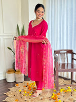 Load image into Gallery viewer, Pankhuri ~ Pink Suit Set