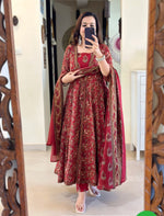 Load image into Gallery viewer, Zuri ~ Red Anarkali Suit Set