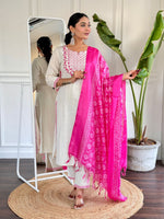 Load image into Gallery viewer, Sufi ~ Pink Embroidery Suit Set