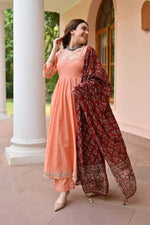Load image into Gallery viewer, Nirvi ~ Peach Kurti Set