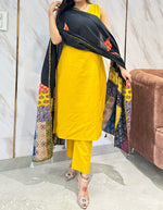 Load image into Gallery viewer, Sunaina ~ Yellow Black Suit Set