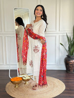 Load image into Gallery viewer, Aniya ~ Embroidery Kurti Set