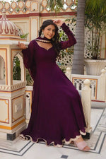Load image into Gallery viewer, Dhara ~ Anarkali Suit Set
