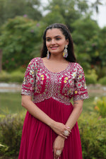 Load image into Gallery viewer, Iniya ~ Gown Suit Set