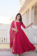 Load image into Gallery viewer, Vihaa~ Gown Set
