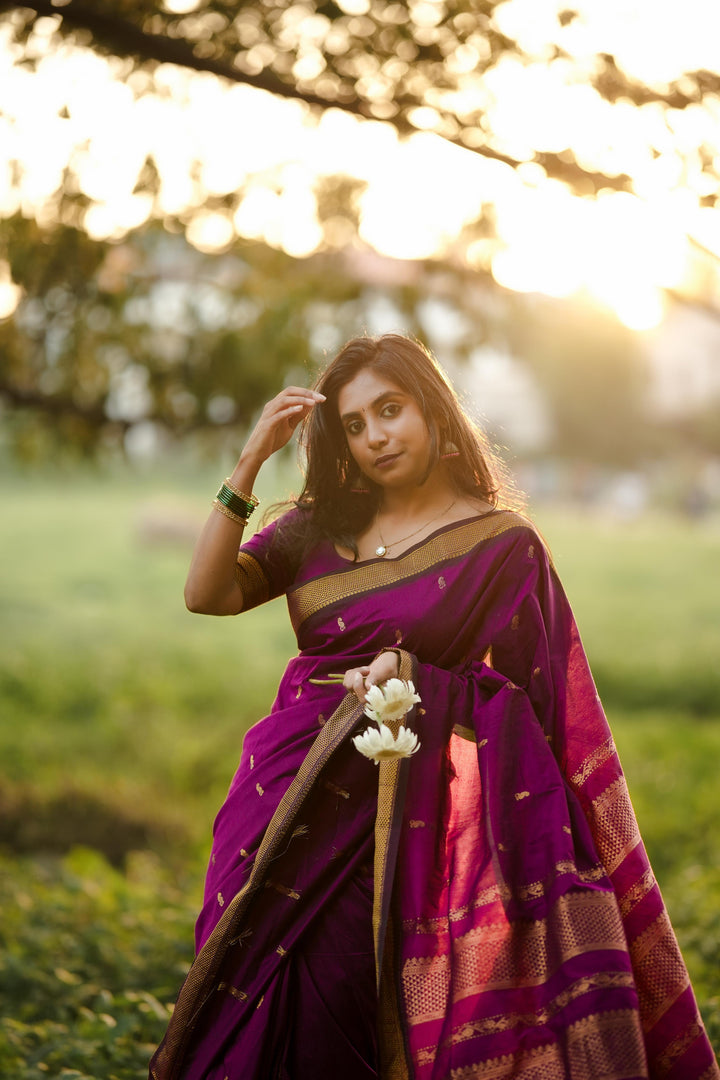 Yadu - यदु (Premium Handloom Gadwal Silk Cotton)