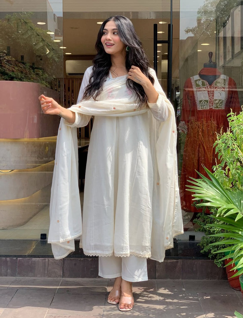 Samika ~ Kurti Suit Set