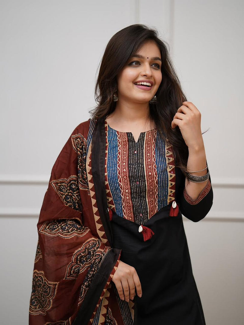 Janu ~ Kurit Set