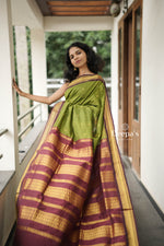 Load image into Gallery viewer, Malathi - മാലതി (Premium Handloom Gadwal Silk Cotton)