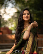 Load image into Gallery viewer, Rukmini - रुक्मिणी (Premium Handloom Gadwal Silk Cotton)