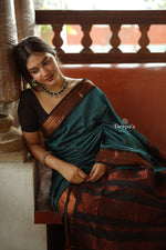 Load image into Gallery viewer, Sitara - सितारा (Premium Handloom Gadwal Silk Cotton)