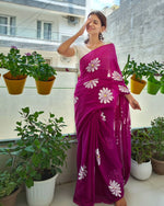 Load image into Gallery viewer, Daisy - गुलबहार