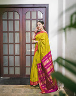 Load image into Gallery viewer, Tharika - தாரிகா (Premium Handloom Gadwal Silk Cotton)