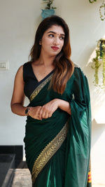 Load image into Gallery viewer, Green Lady (Narayanpet Handloom Cotton)
